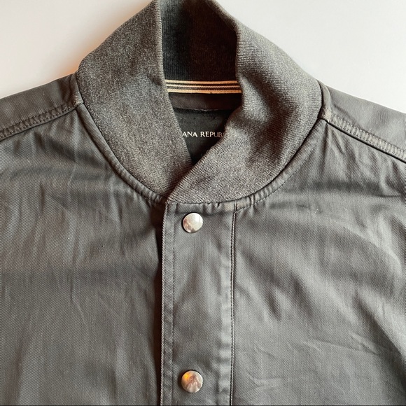 BR bomber jacket EUC - Picture 11 of 11